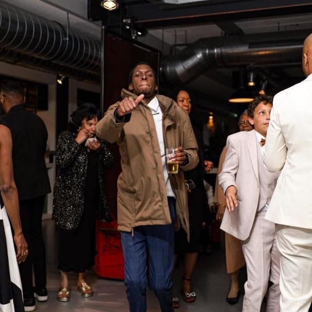 Writer: Stephan Martin Bischop-Vriesde