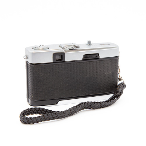 Olympus Trip 35 | oBarco Estúdio