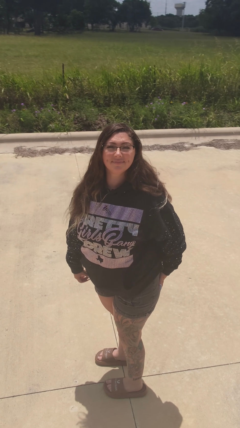 Thumbnail: Rhinestone Pretty girls bang screw (rhinestones on sleeves and hood)