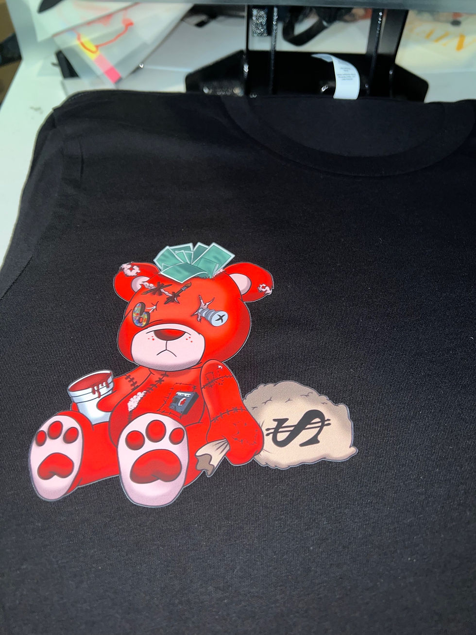 Thumbnail: Screw Bear (red)