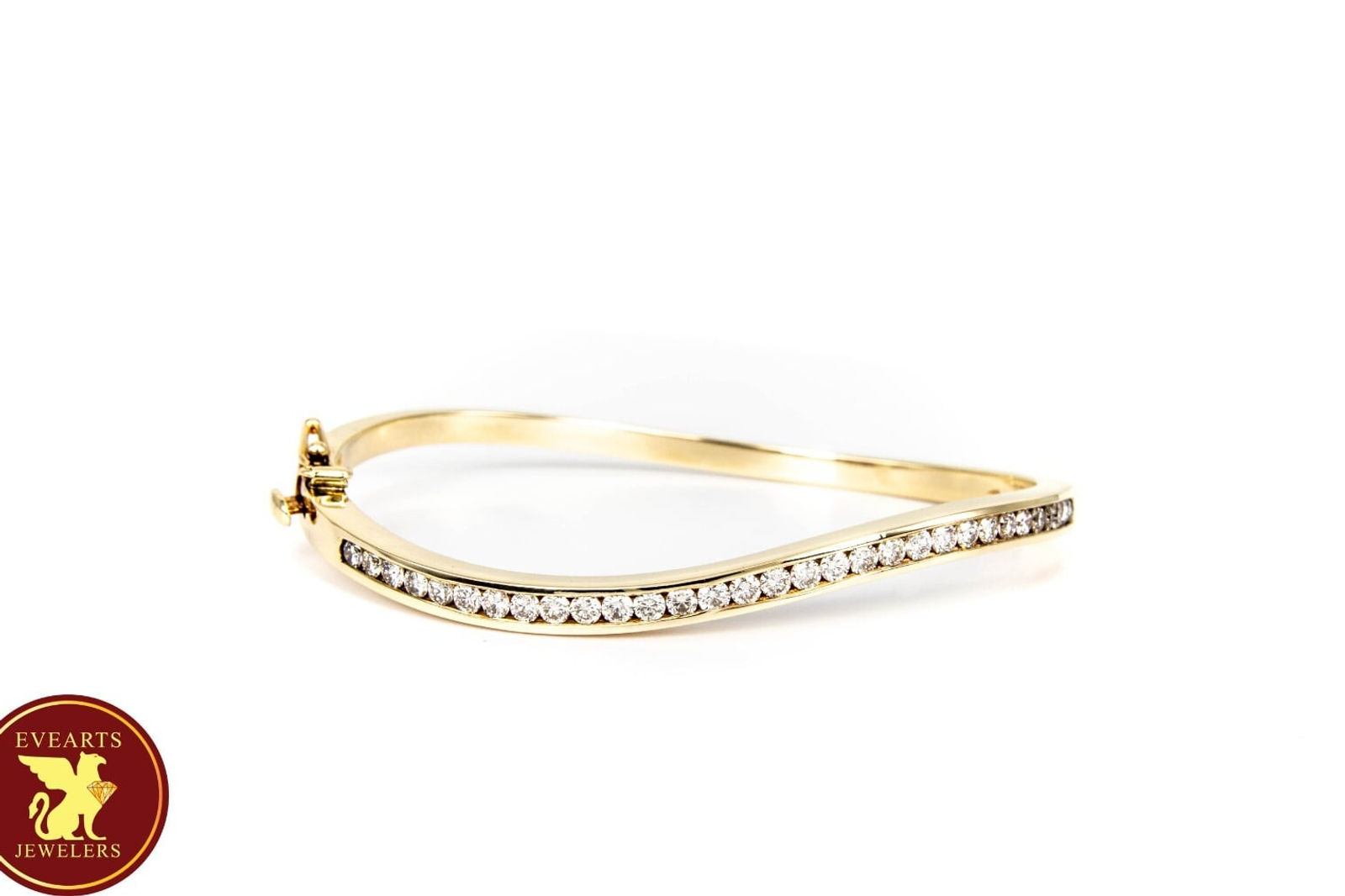 14kt Yellow Gold Diamond Curved Bangle Bracelet 1.55cttw