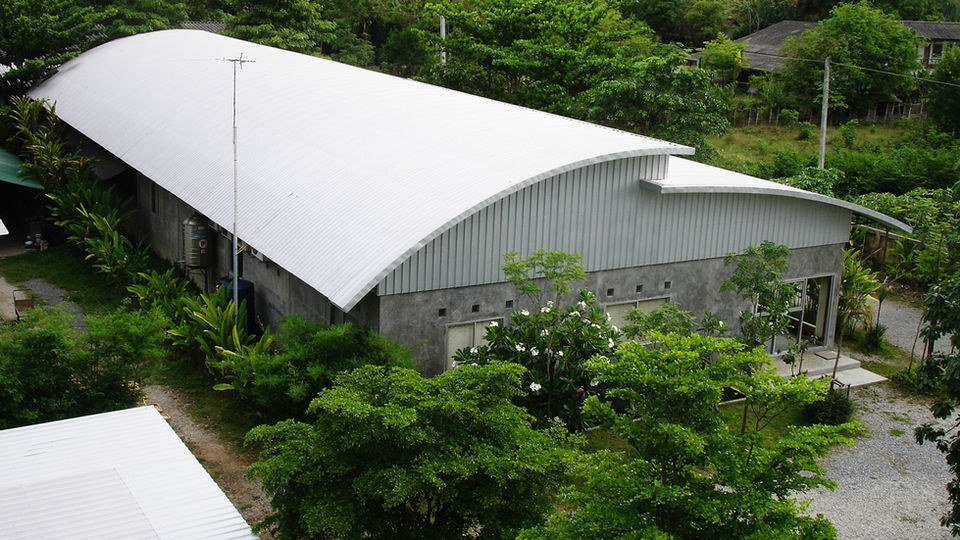Loyfar Pewter UK. The Loyfar workshop in Chiang Mai, Thailand.