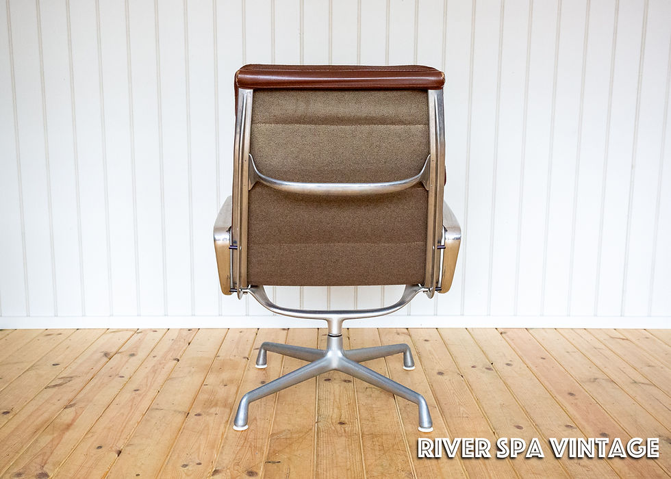 Thumbnail: Eames Herman Miller Soft Pad Leather Lounge Chair EA216 Aluminium Armchair 1975