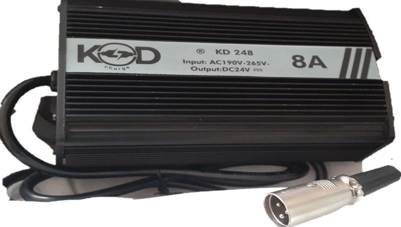 8 AMPER ŞARJ CİHAZI