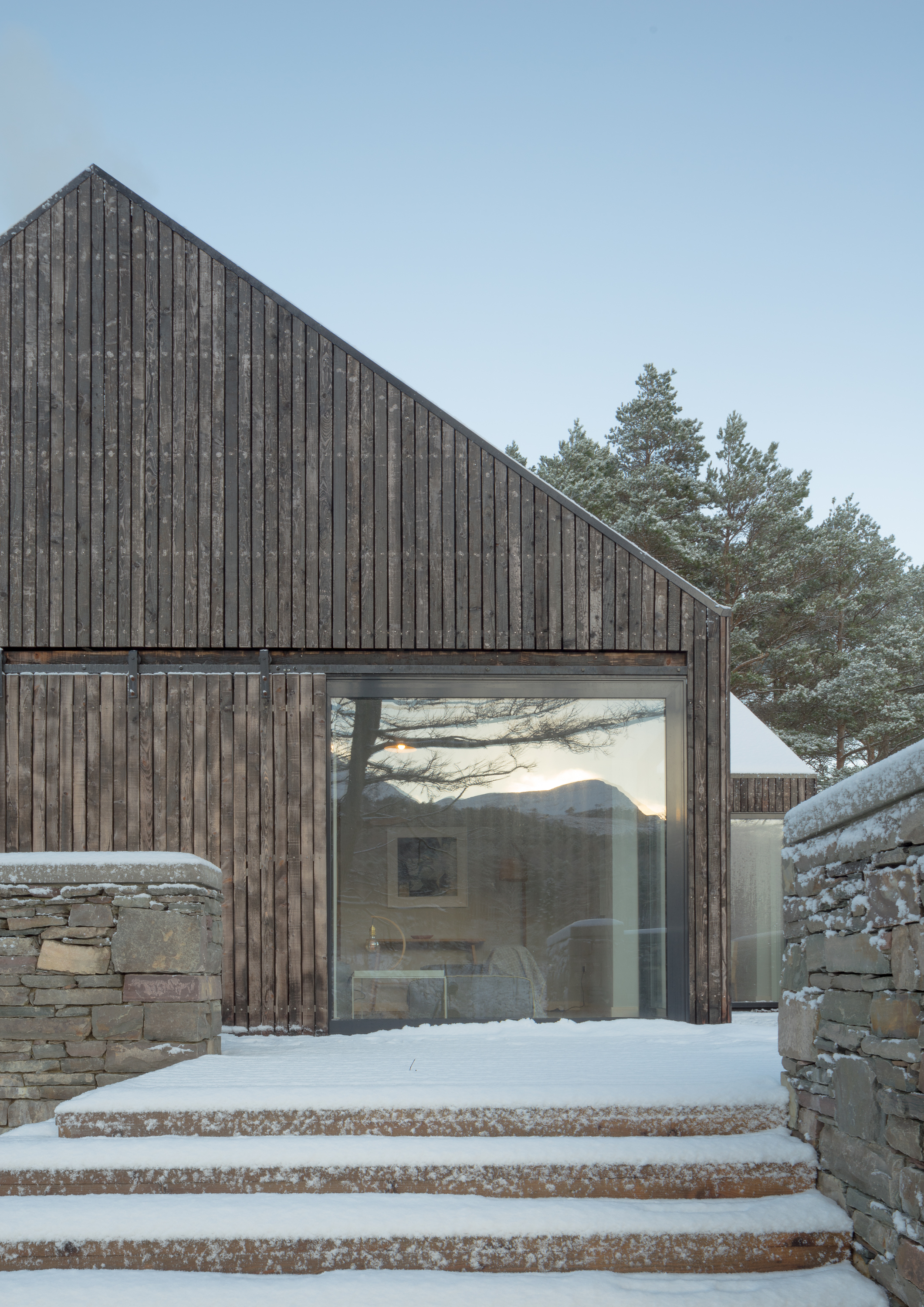 Haysom Ward Miller Architects Ltd — architectural project photograph 2 from the business website