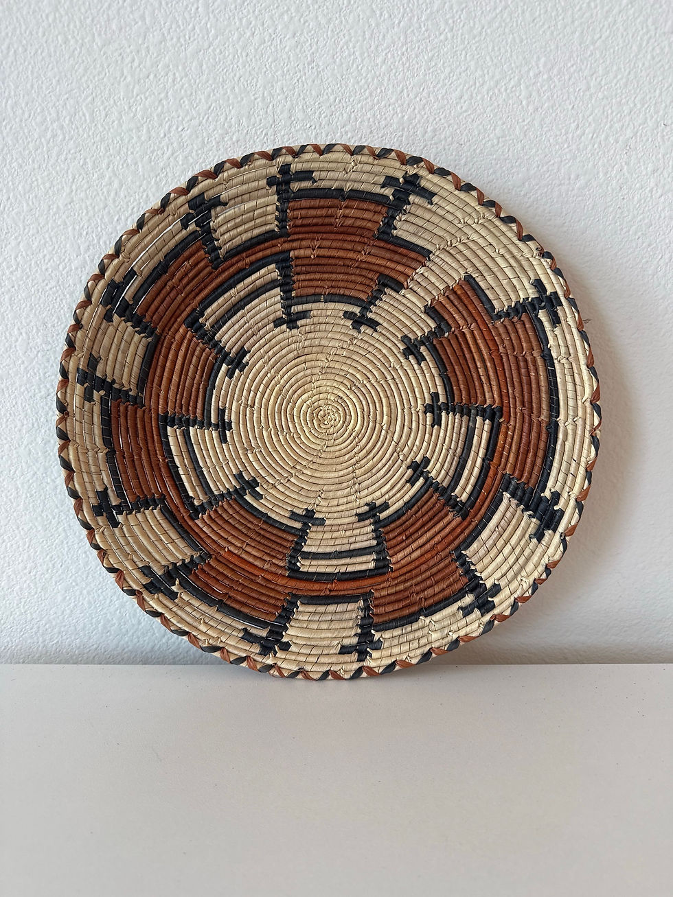 Miniatura: 13” Handmade Southwest Style Decorative Coil Plate Basket #1
