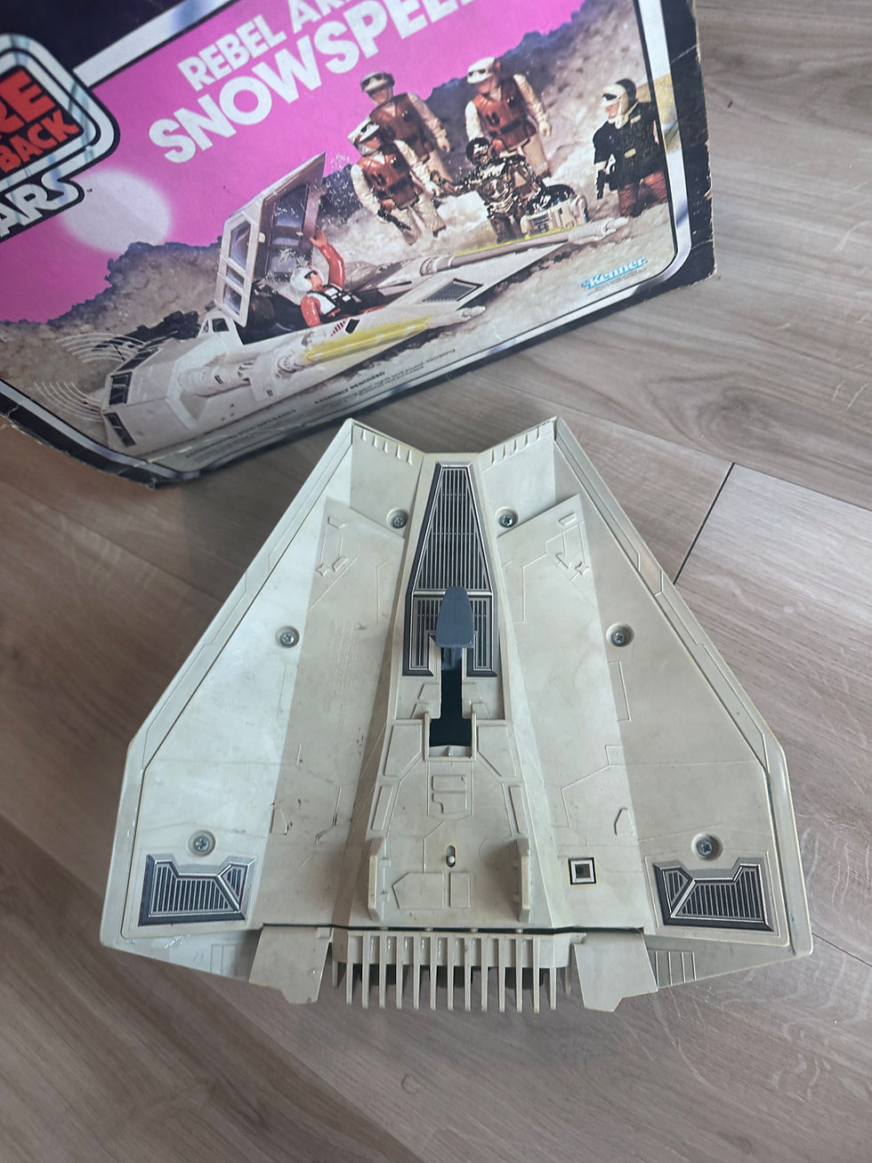 Thumbnail: Vtg 1980 Star Wars Rebel Armored Snowspeeder in Box