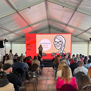 Olívia Forbes Business Fest.jpg