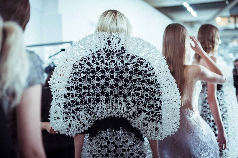 '"Magnetic Motion" - Luxurytail_blog