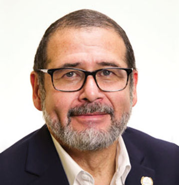 Erick2_300.jpg
