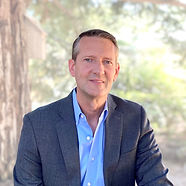 Bio Pic Newton (1).jpg