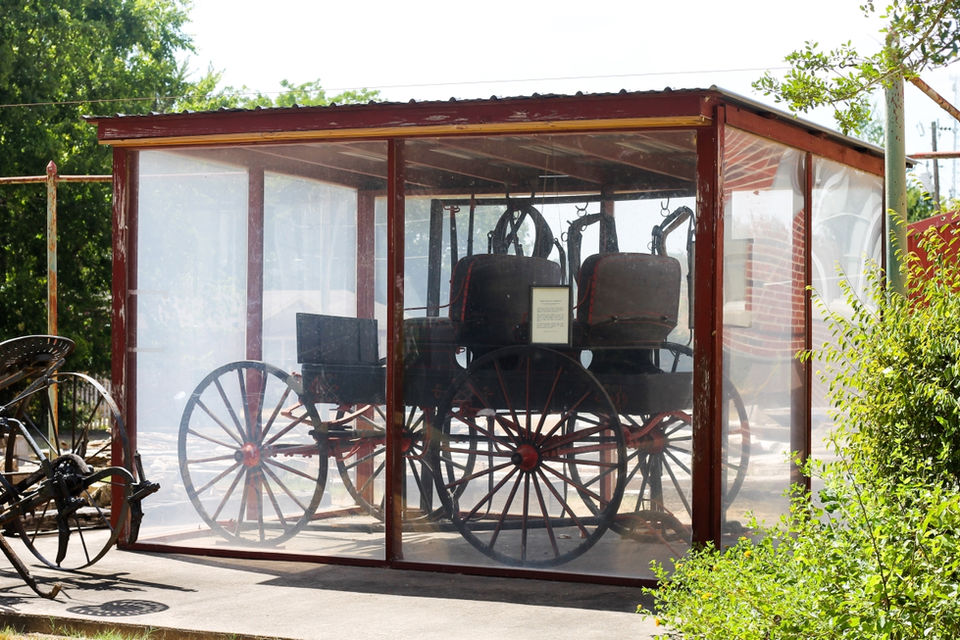 Carriage at Museum in chappell hill