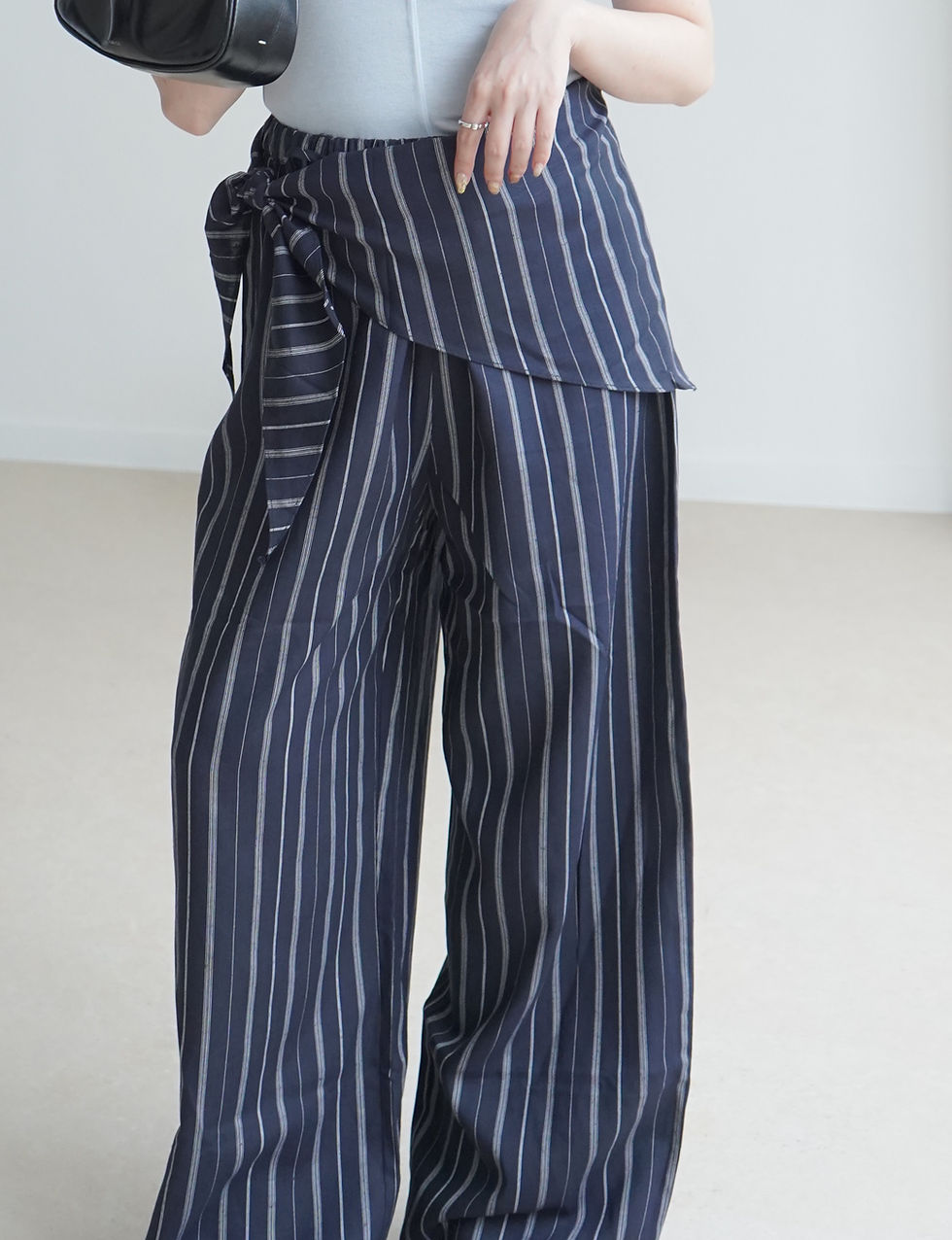 Thumbnail: scarfs set pants 