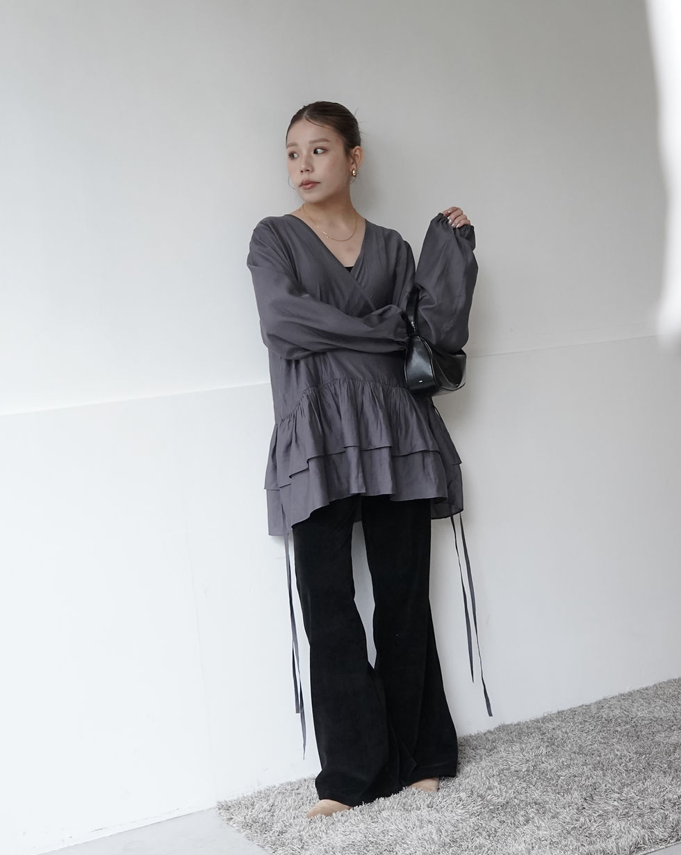 Thumbnail: ruffle tape blouse 