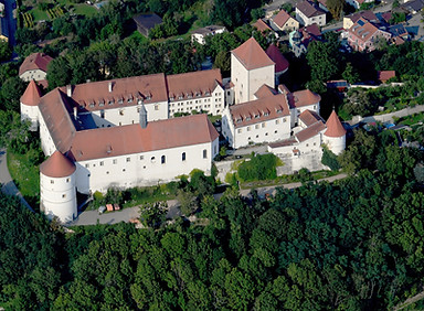 SCHLOSS WÖRTH.jpg