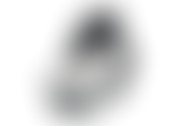 Darf ein baby im Auto liegend transportiert werden?