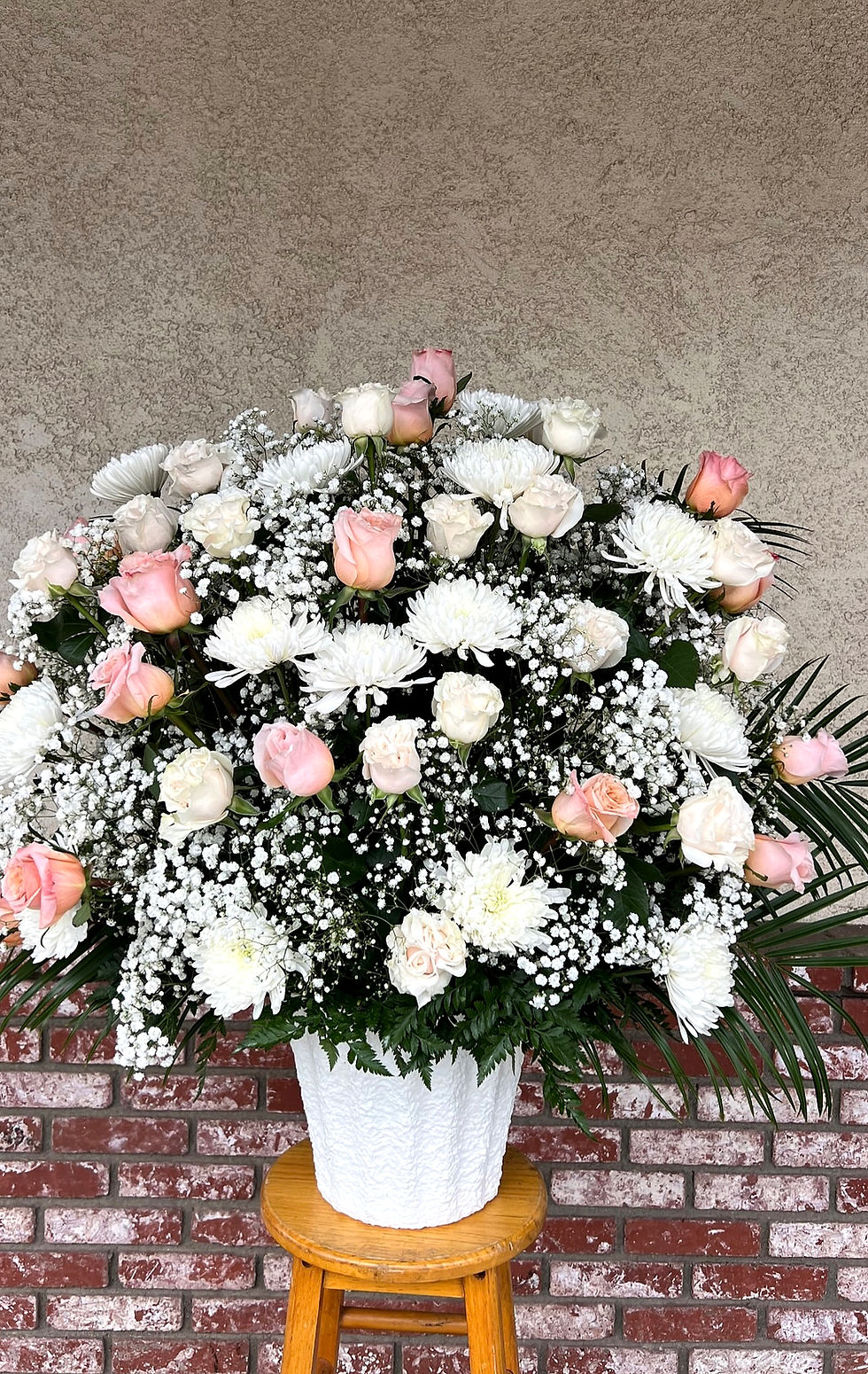 #78 Pink & White Vase Arrangement