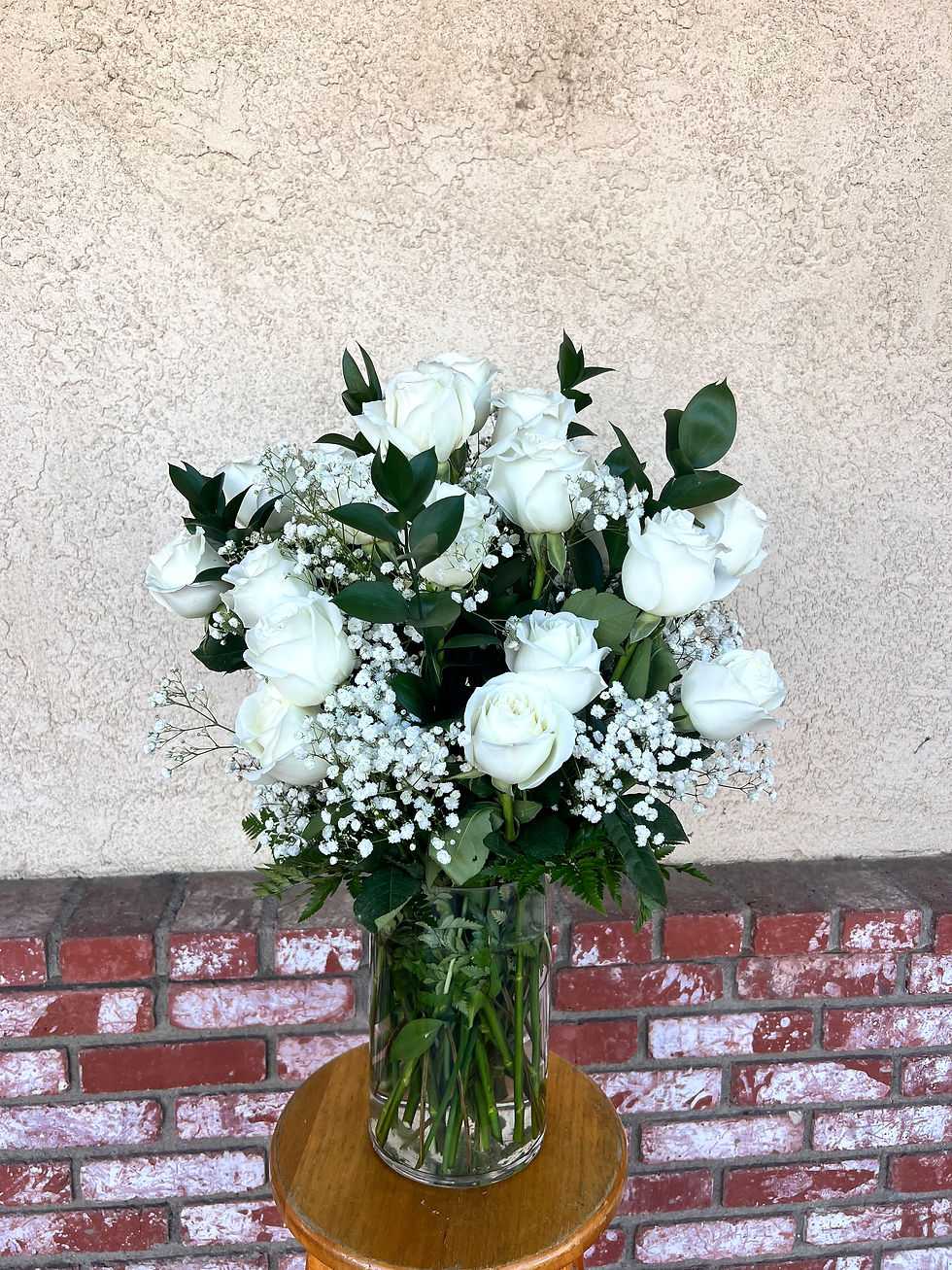 #77 White Roses in Vase