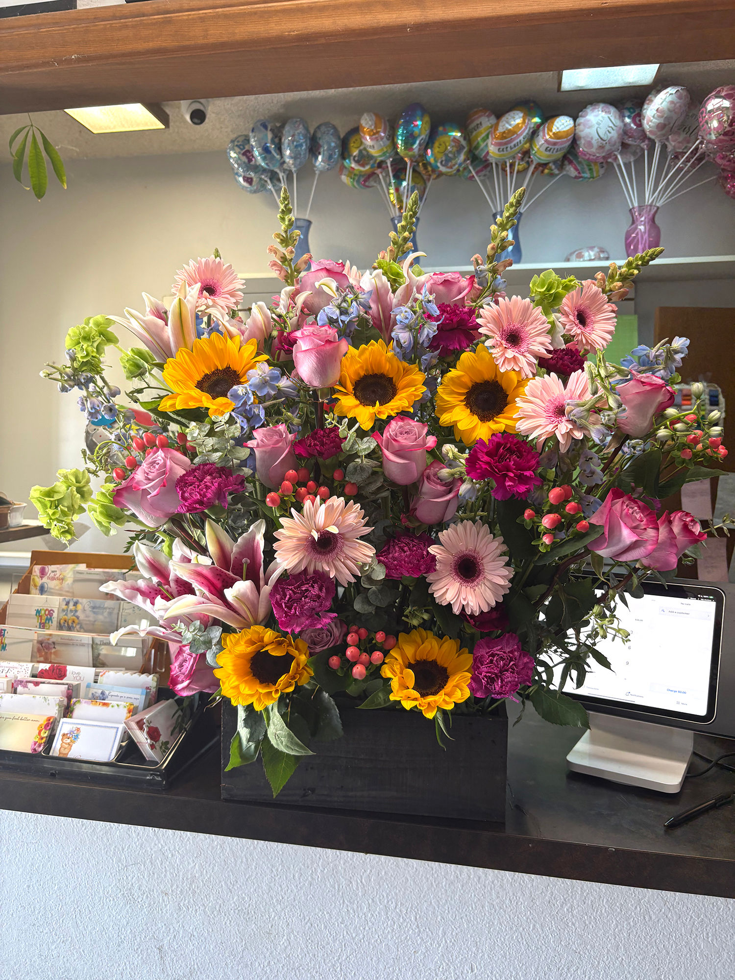 #96 - Large Floral Box Arrangement