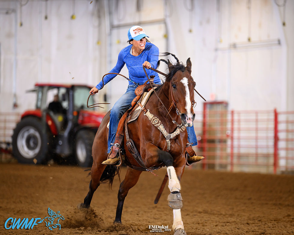 Alyssa Wilberger on Tsunami Unleashed, running the homestretch of their barrel patter in Albion at the CWMF barrel race.