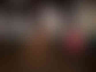 PeeWee rider runs her horse home with mom by her side.