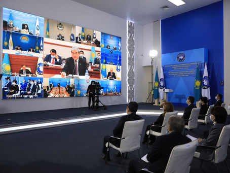 Президент РК призвал бороться с противоправным контентом в интернете и развивать детский спорт