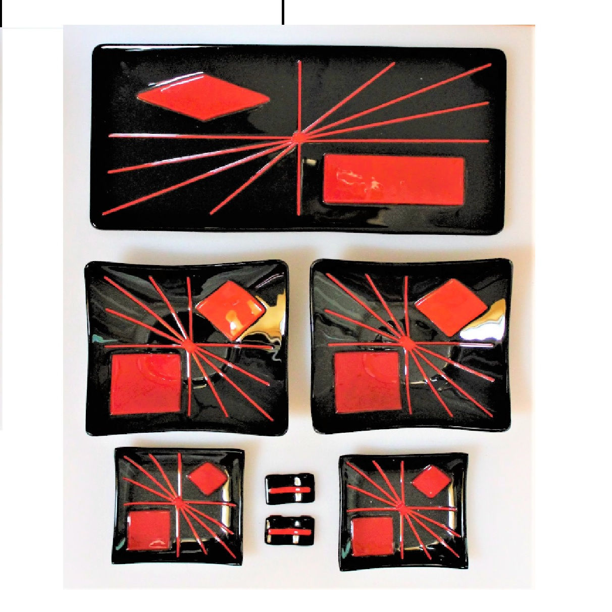 7 Piece Sushi Set. Black with Red Geometric Design. Includes Chopstick Rests