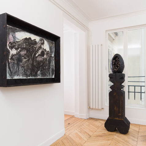 Vue de l’exposition Il nous faut des héros à la Galerie Idéale.