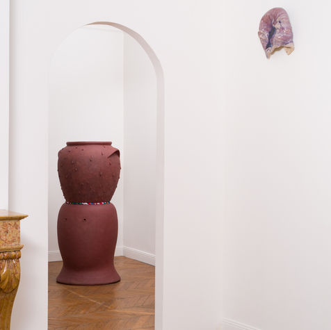 Vue de l’exposition Présentes à la Galerie Idéale.