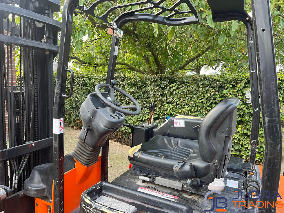 Miniaturbild: bendi-be40ac-rm-smalle-gang-heftruck-2015-9148u-cabine-jubra-trading.jpg