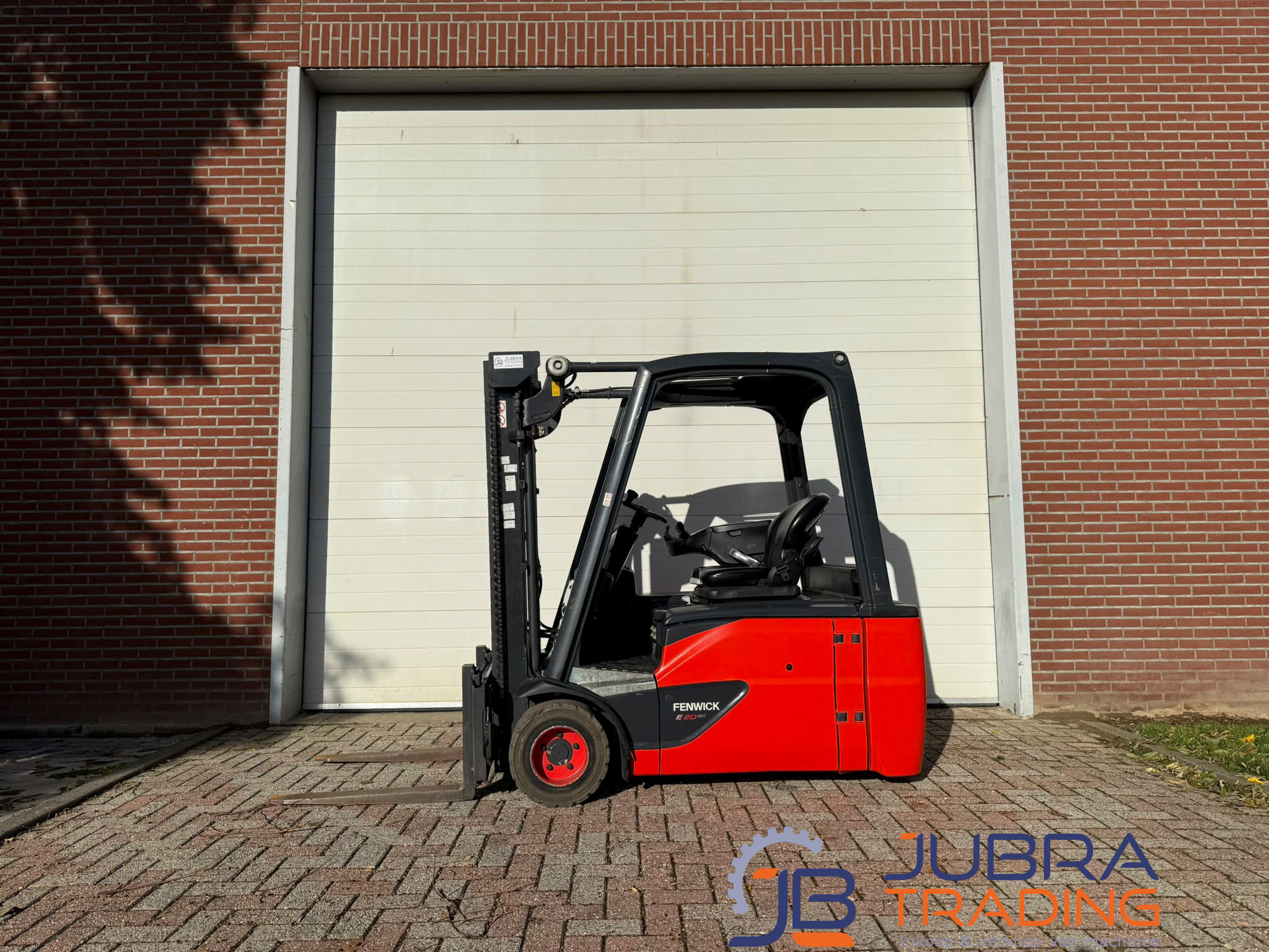 Linde E20L-02 met 5686 uur, Duplex doorkijkmast, Sideshift en accu uit 2019. 48V elektrisch, ±300 cm hefhoogte nu inzetbaar
