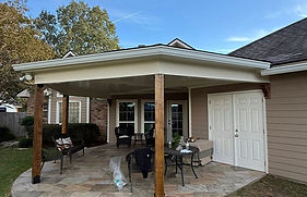 PATIO.jpg