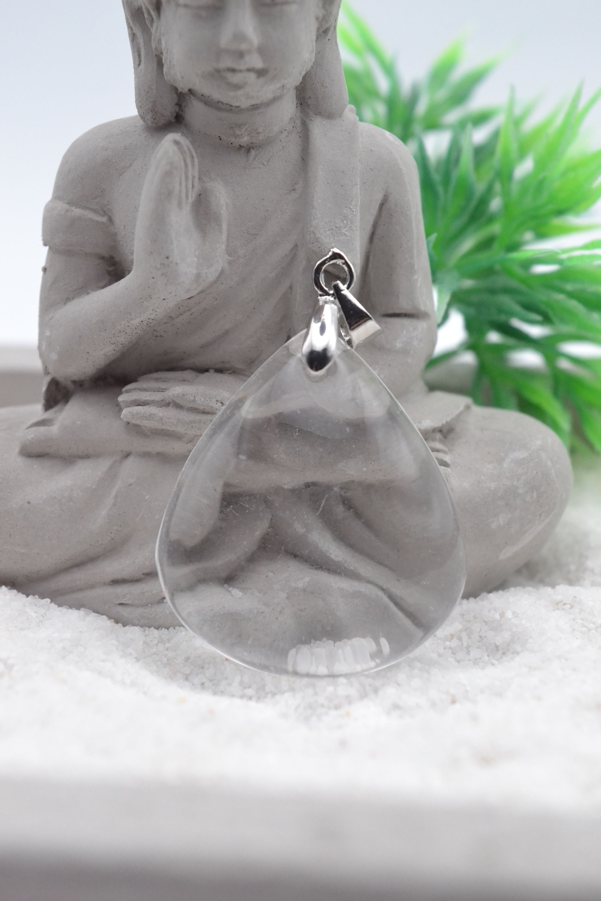 Pendentif en cristal de roche – Pierre naturelle de clarté et lumière