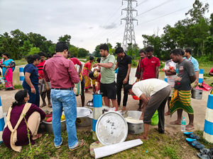 মানুষের পাশে, মানবতার বন্ধনেবন্যাবিধ্বস্ত কাকুরা কালা গ্রামের মানুষের পাশে শ্রীকৃষ্ণ নার্সিংহোম
