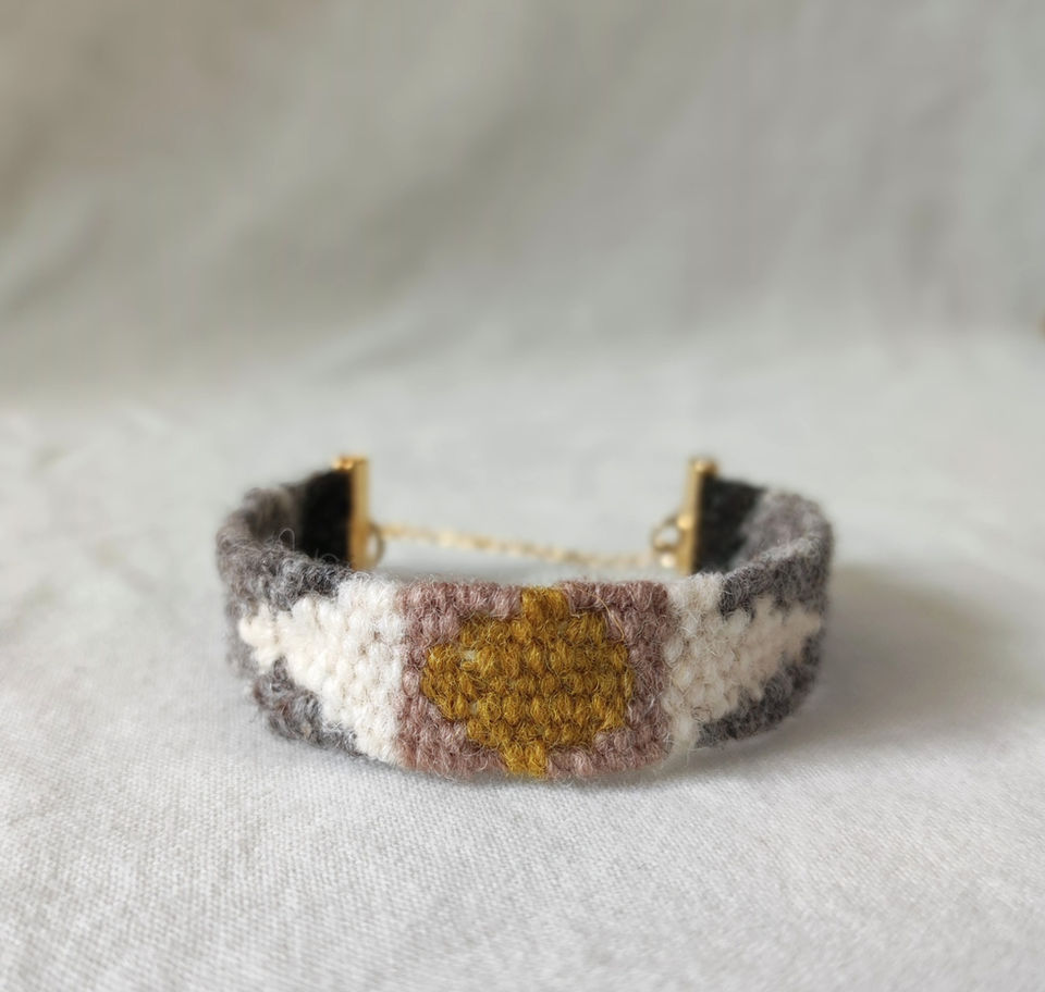 Bracelet tissé à la main de la collection Soleil, bijoux uniques des Pyrénées
