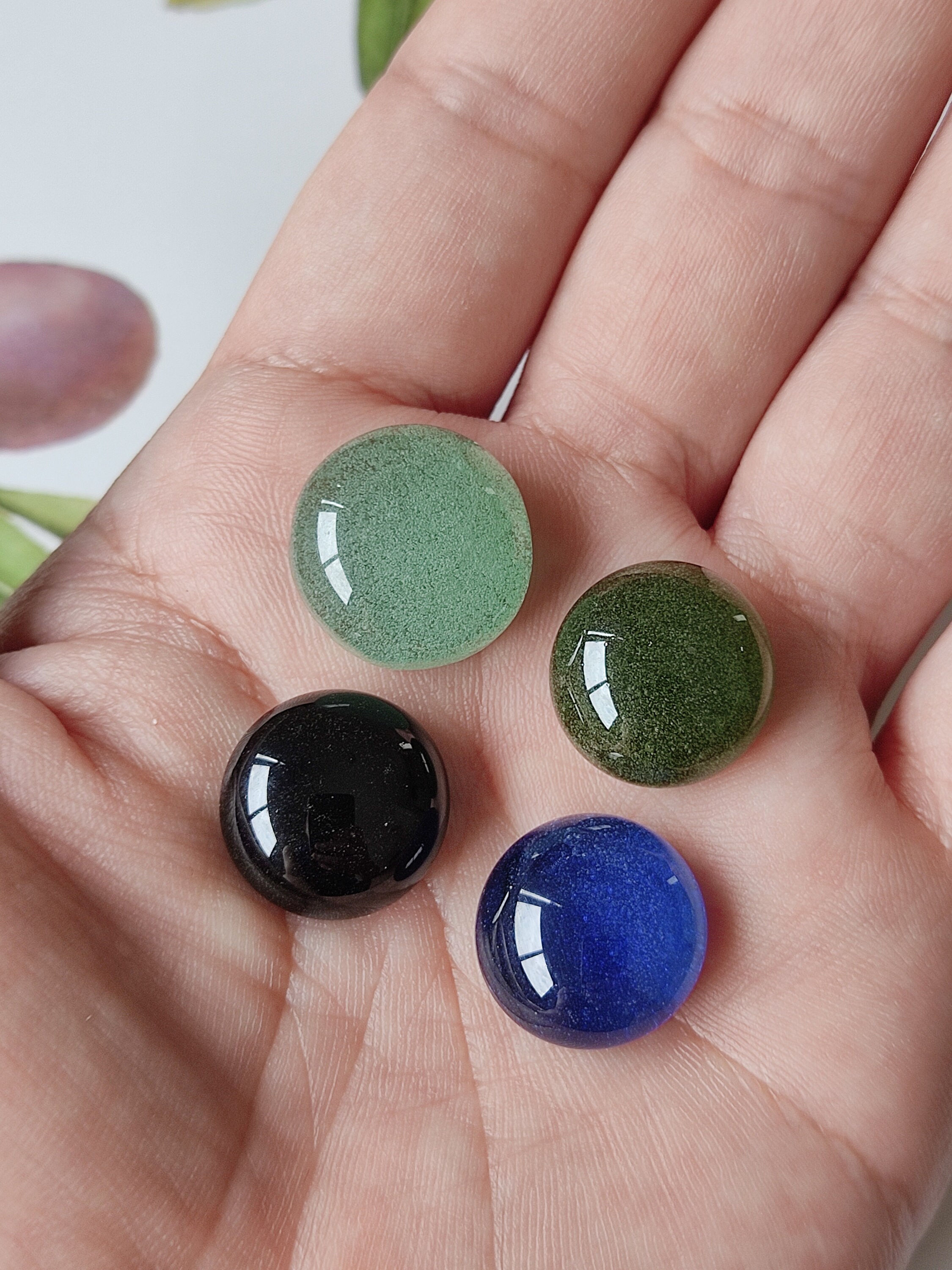 Natural Lai Nam Phi "Flowing "Sacred Objects - Set of 4 Colors - Meditators Tool