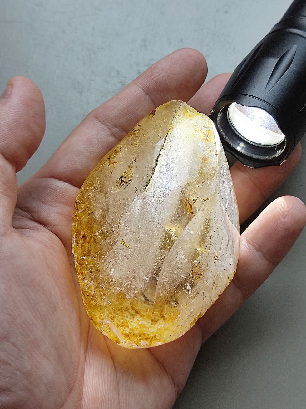 Thumbnail: Rare Phong Khum Crystals from Lanna Era