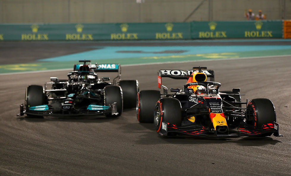 Formula 1 F1 race 22 Mercedes Red Bull