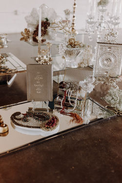 Design By Pary's Daughter