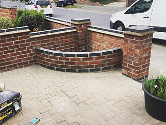 Garden wall by corner for planting