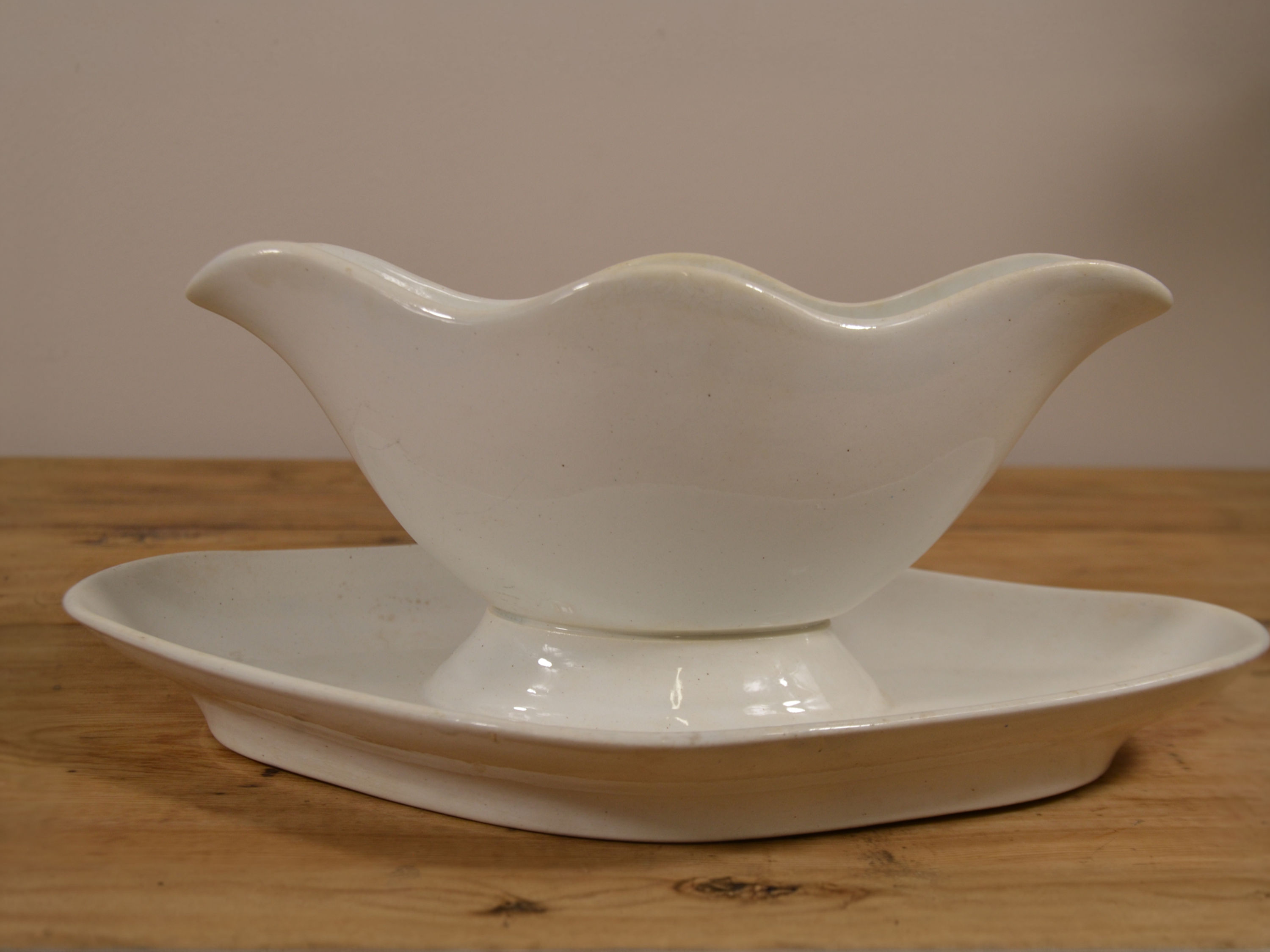 Saucière Blanche Saint Amand Hamage