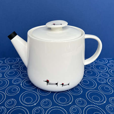 Personaliseer het servies met je eigen ontwerp op servies of keramiek. Maak servies uniek door een zeefdruk. Vaatwasserbestendig.