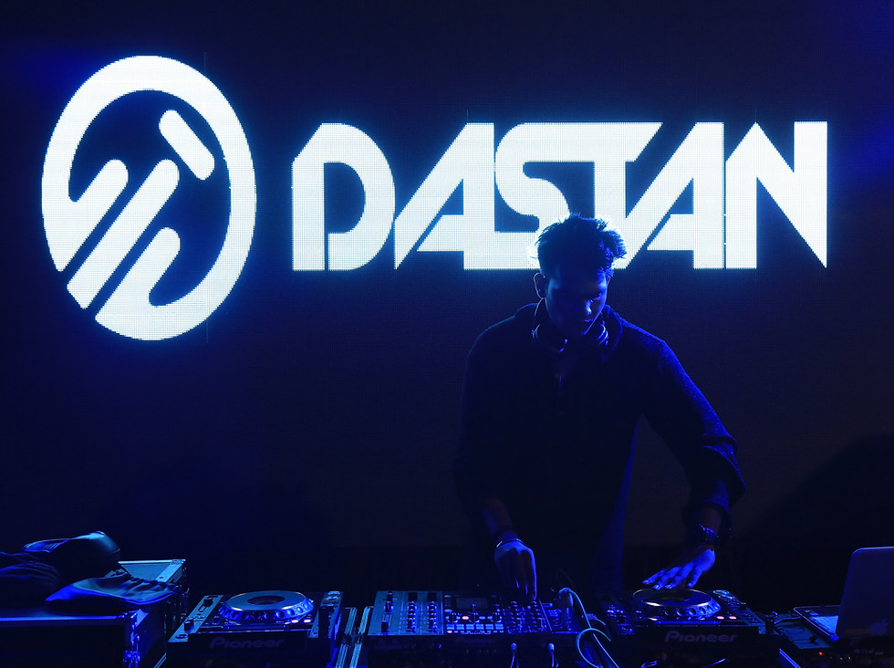 Dj Dastan Performance