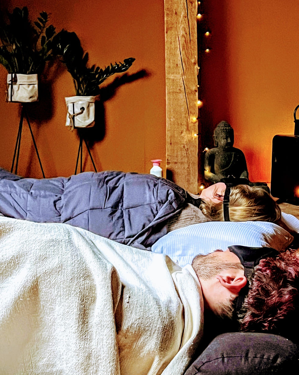People in a psilocybin ceremony