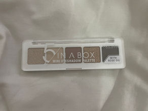 REVIEW: Catrice Cosmetics 5 In A Box Mini Eyeshadow Palette in 010 Golden Nude Look