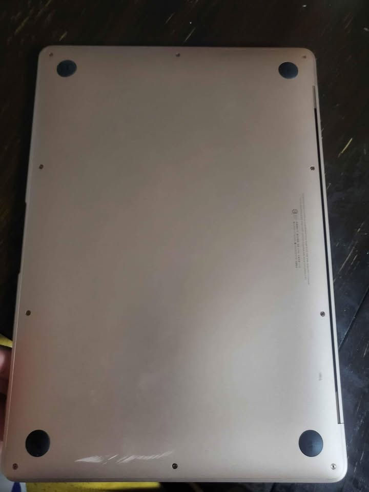 Thumbnail: 2019 Apple MacBook Air with 1.6GHz Intel Core i5 (13-inch, 8GB RAM,