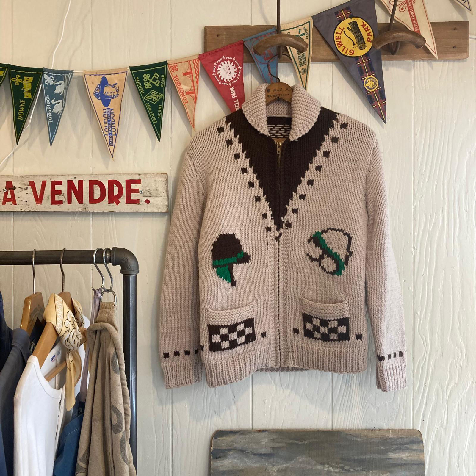 Vintage 1950s Mary Maxim Go- Kart Wool Cowichan Cardigan XS