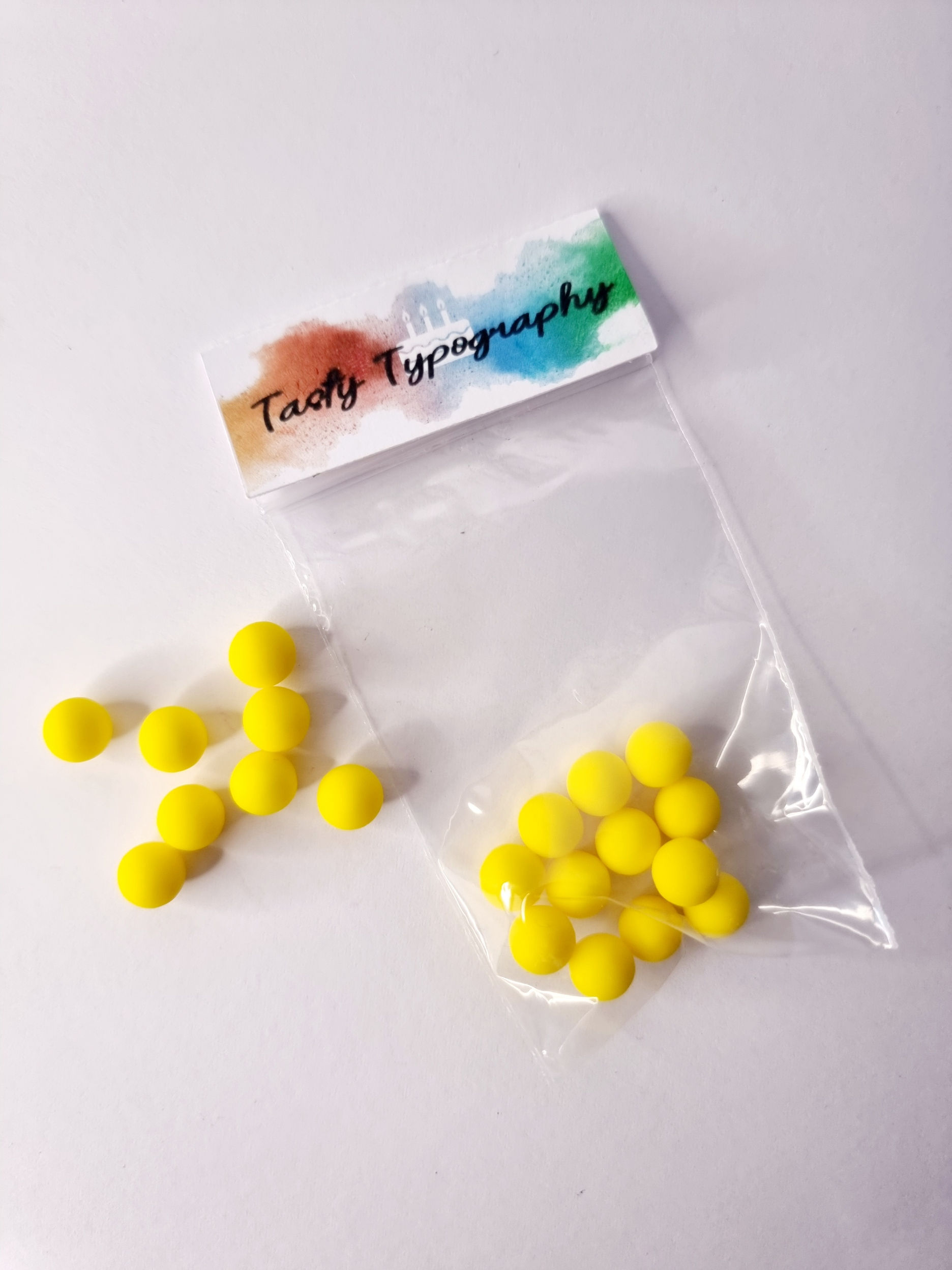 Large Round Cachous (8mm)