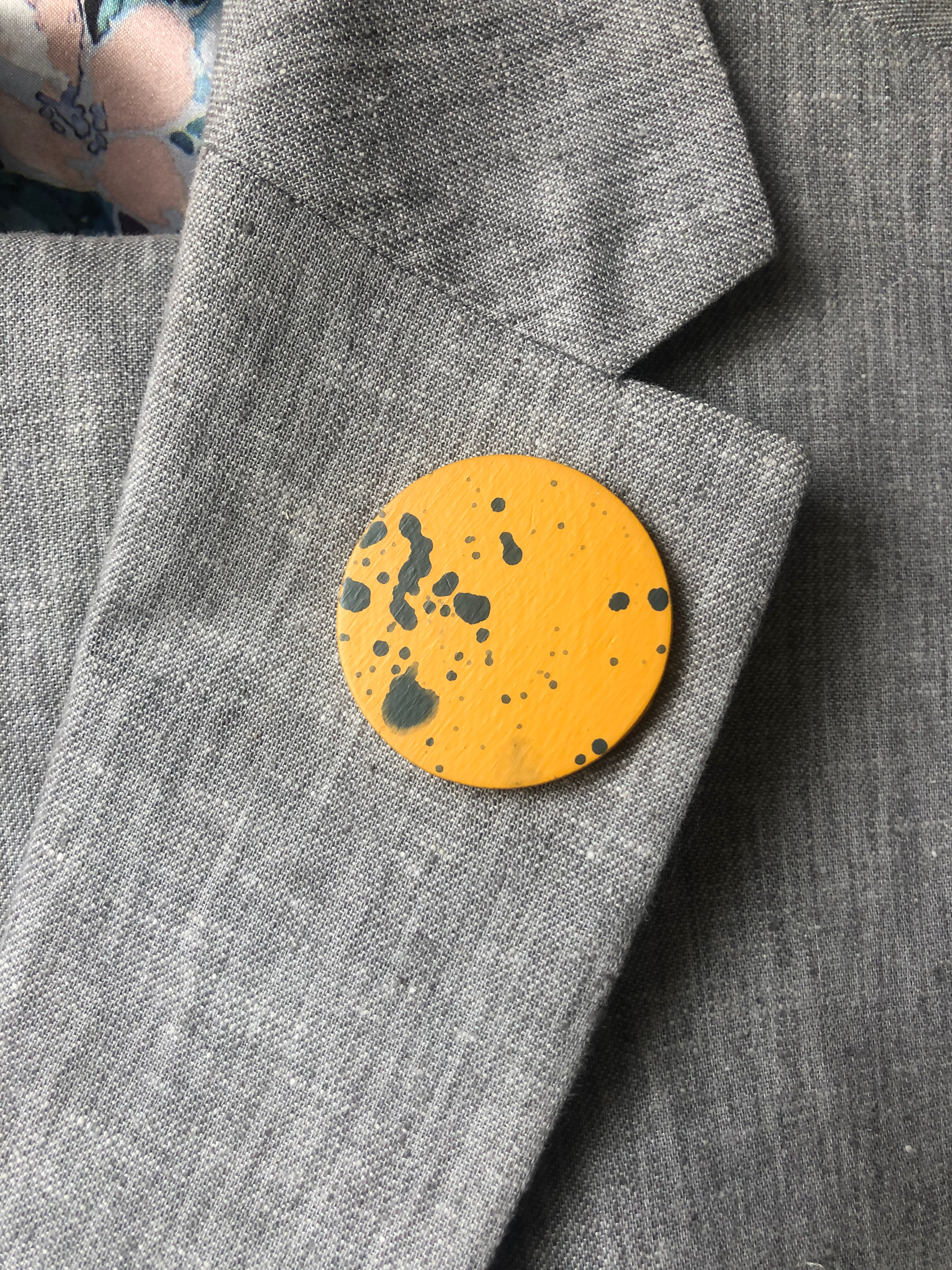 BROOCH Butternut squash