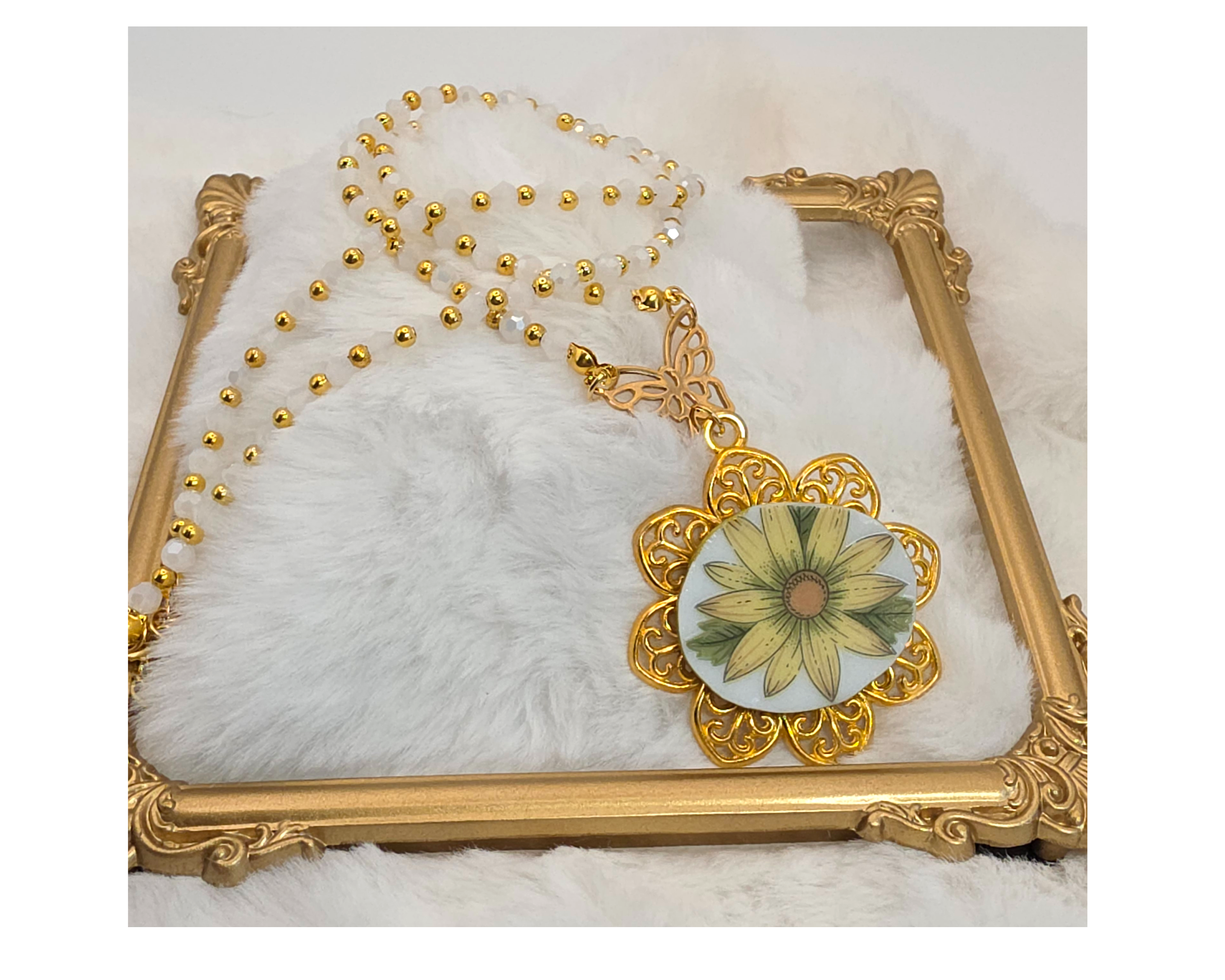 Yellow Daisy Vintage Plate Necklace